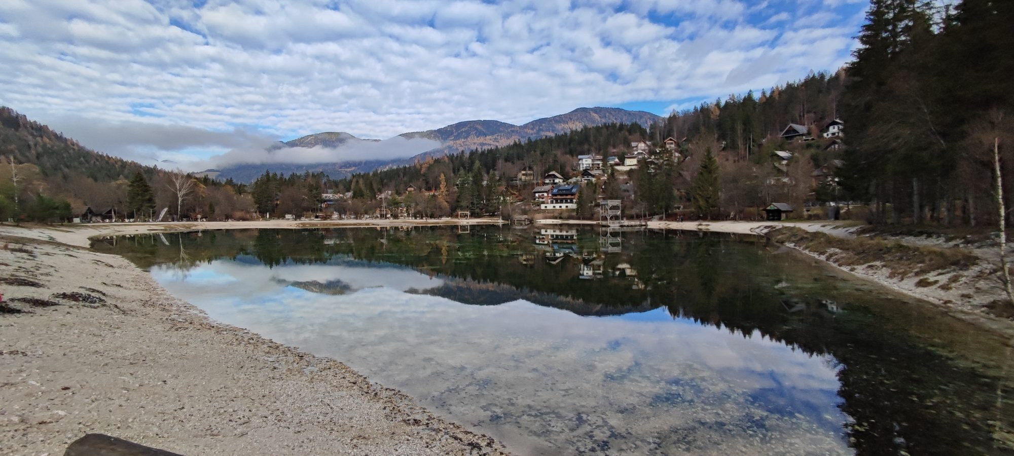 Jezero Jasna pri Kranjski Gori